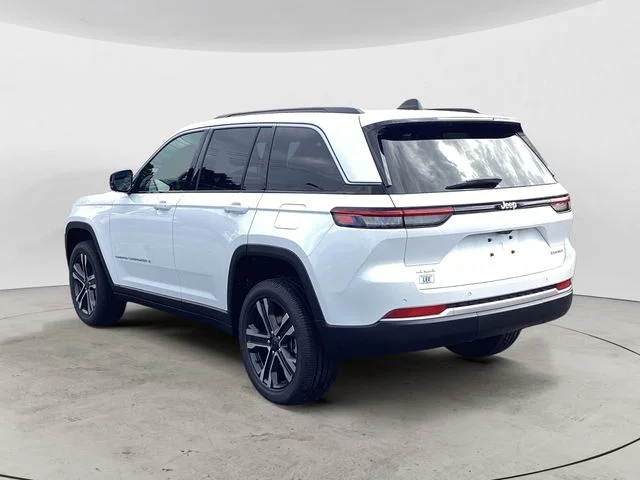 New 2027 Bright White Clearcoat Jeep Limited image 3