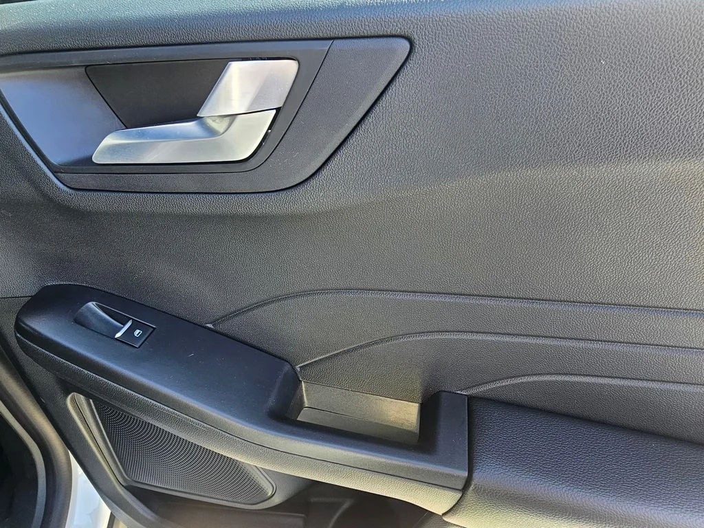 Used 2024 White Metallic Ford ST-Line image 11