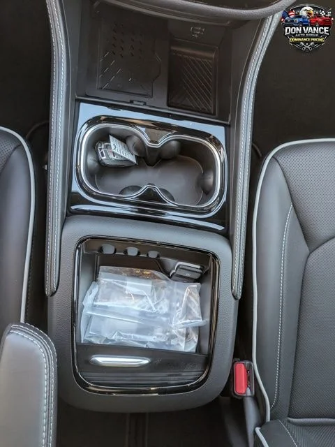 2026 Chrysler Pacifica Limited - Photo 24