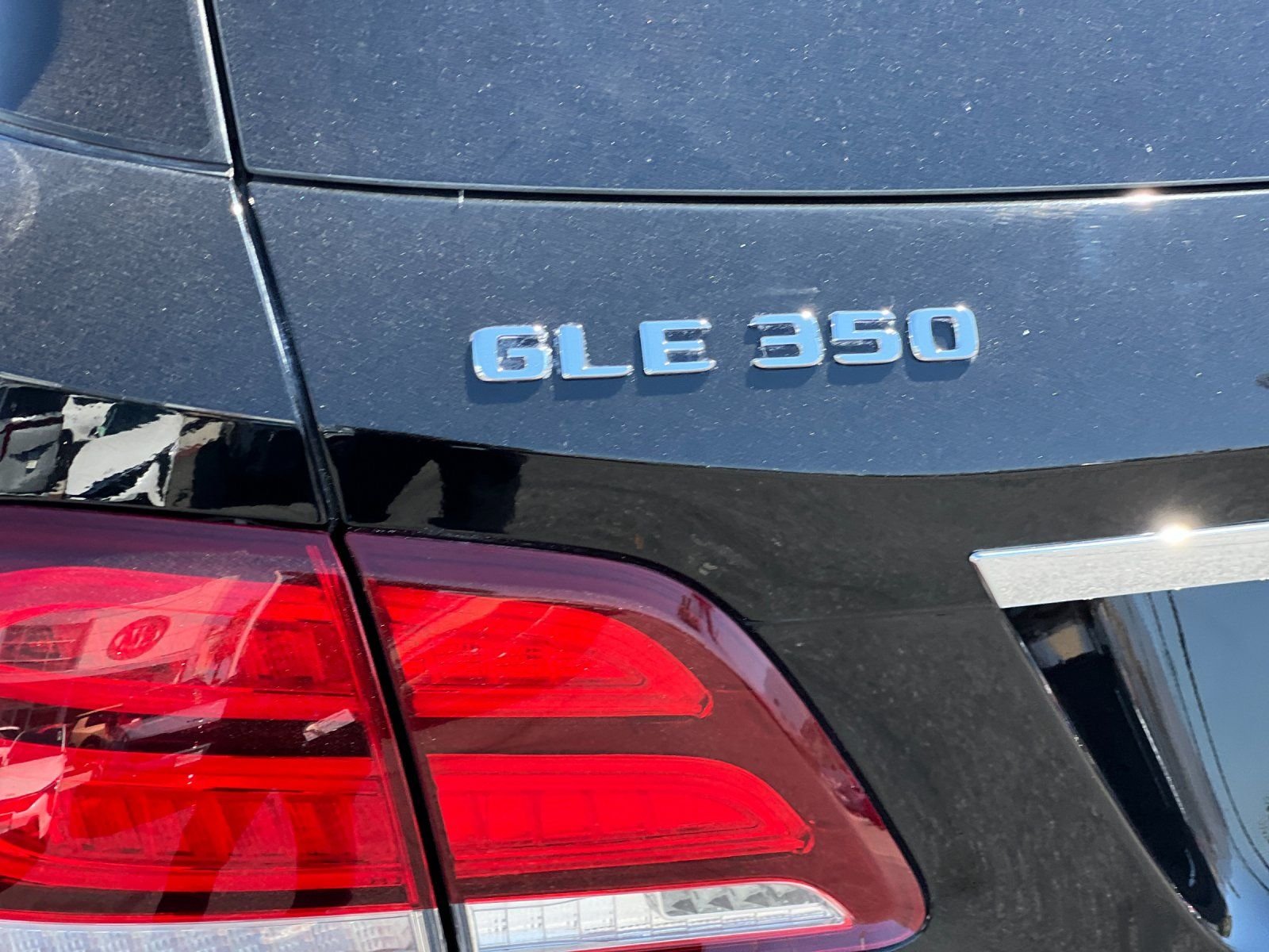 Used 2017  Mercedes-Benz GLE 350 image 26