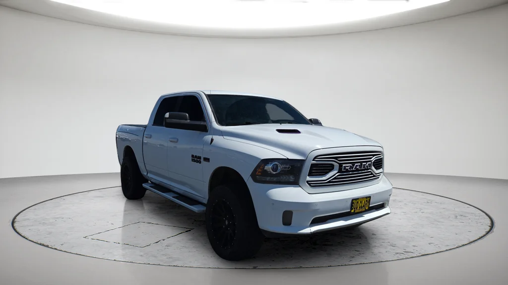 Used 2018 White Ram Sport image 15