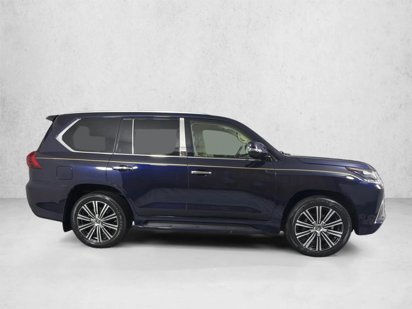 Used 2019 Blue Lexus LX 570 image 7