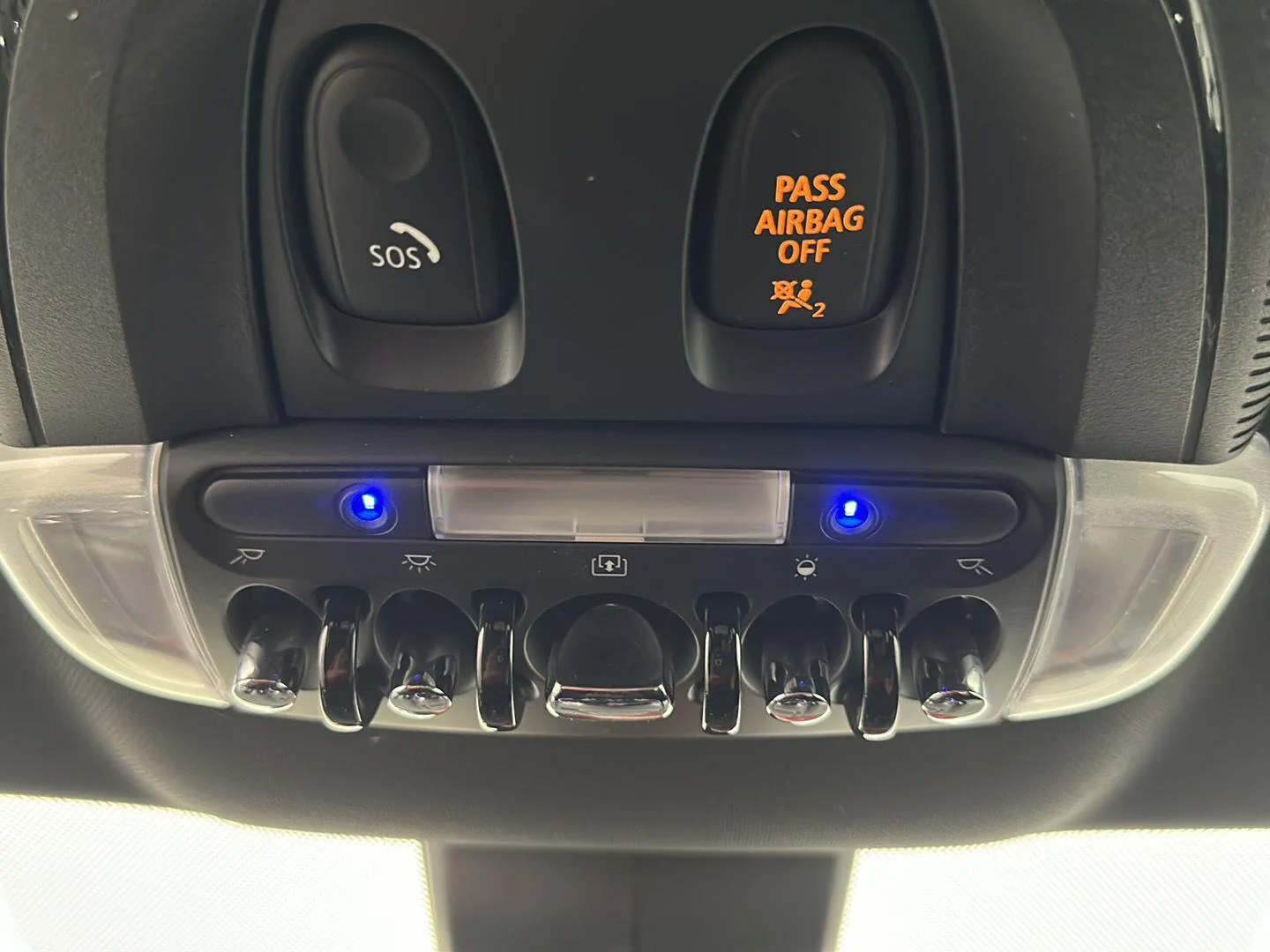 Used 2020 White SIlver Edition MINI Cooper S image 37
