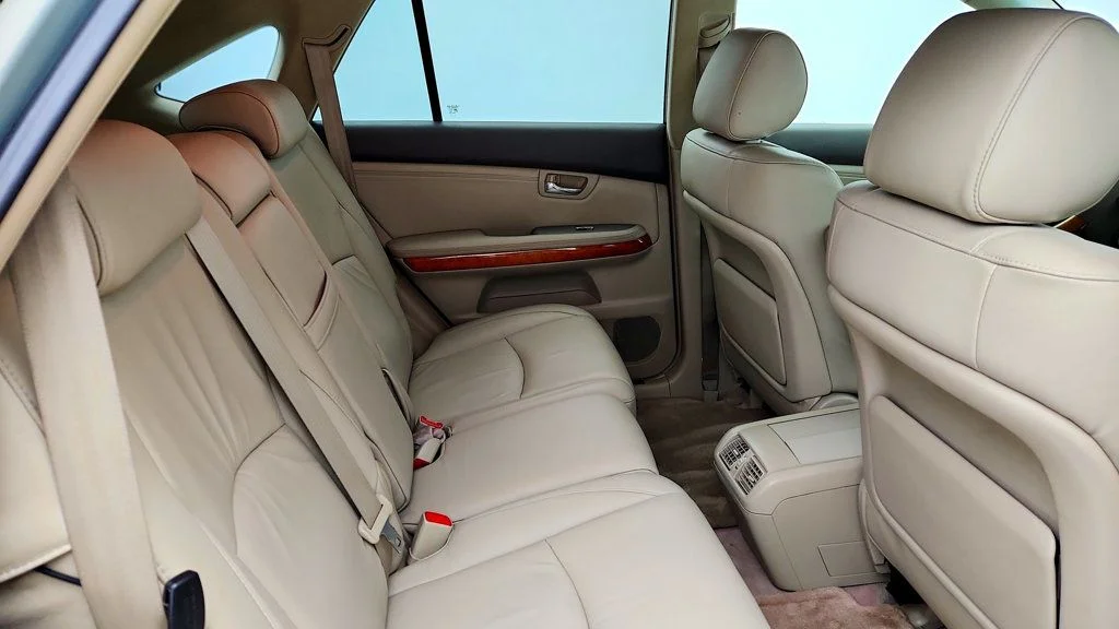 Used 2007 Bamboo Pearl Lexus AWD 4dr w/ Premium Plus Package & Heated Front Seats image 22