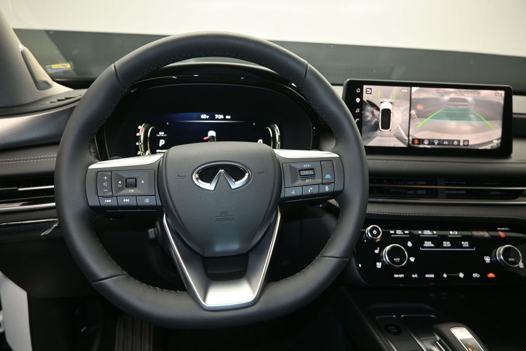 New 2026 RADIANT WHITE INFINITI Luxe FWD image 15