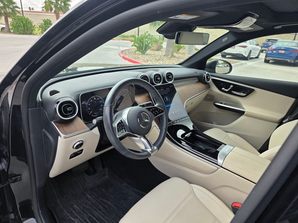 Used 2024 Black Mercedes-Benz GLC 300 image 10