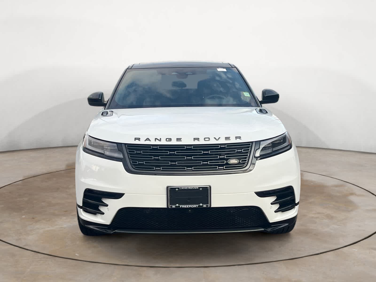 Certified Used 2026 Fuji White Land Rover Dynamic SE image 8