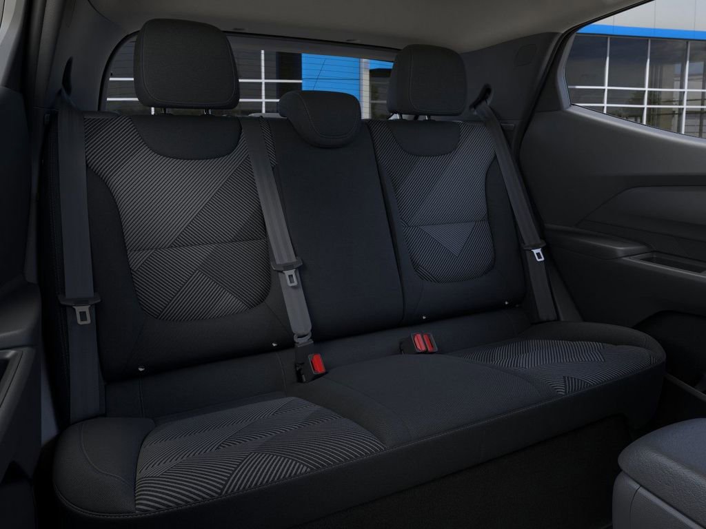 New 2027 Mosaic Black Metallic Chevrolet LT image 17