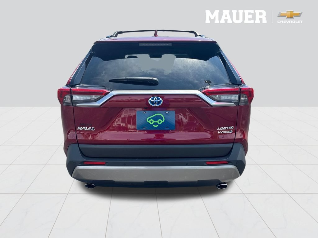 Used 2022 Red Toyota Limited image 5