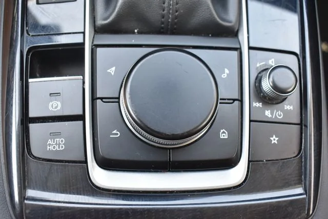 Used 2024 White Mazda 2.5 S Select Sport image 33