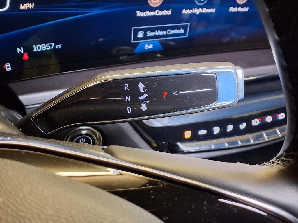 Used 2024 Emerald Lake Metallic Cadillac Tech image 9