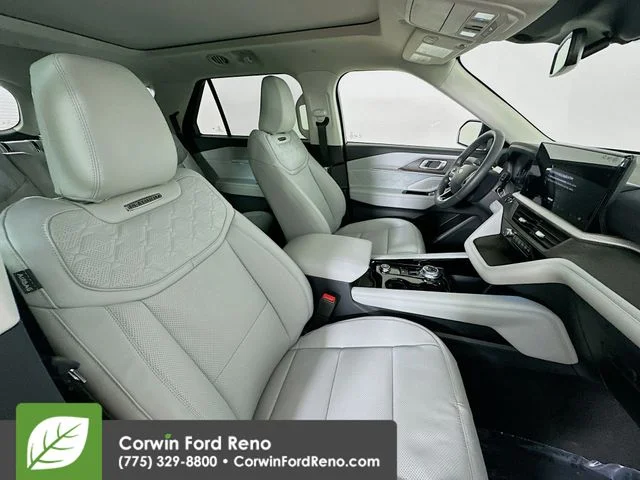 New 2026 Space White Metallic Ford Platinum image 33