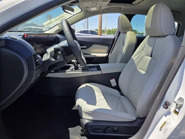 New 2026 Aspen White TriCoat Nissan SL image 7