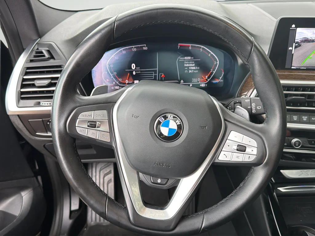 Used 2023 White BMW xDrive30i image 19