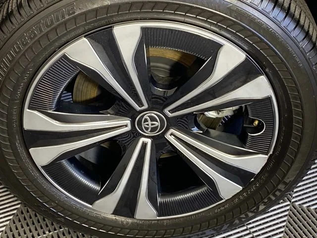 Used 2024 Beige Toyota XLE image 27