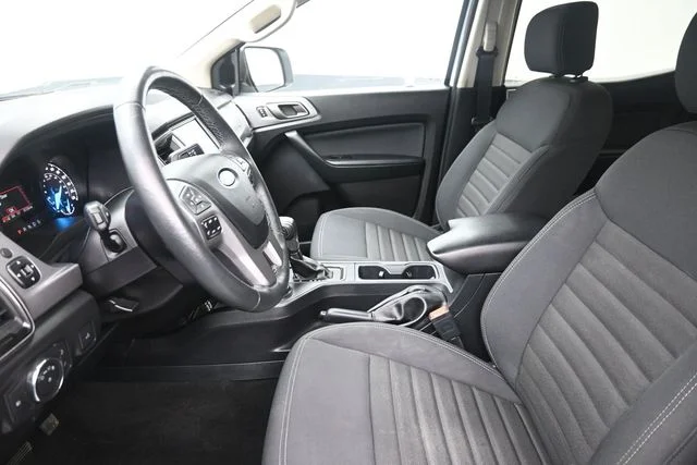 Used 2022 Oxford White Ford XLT image 17