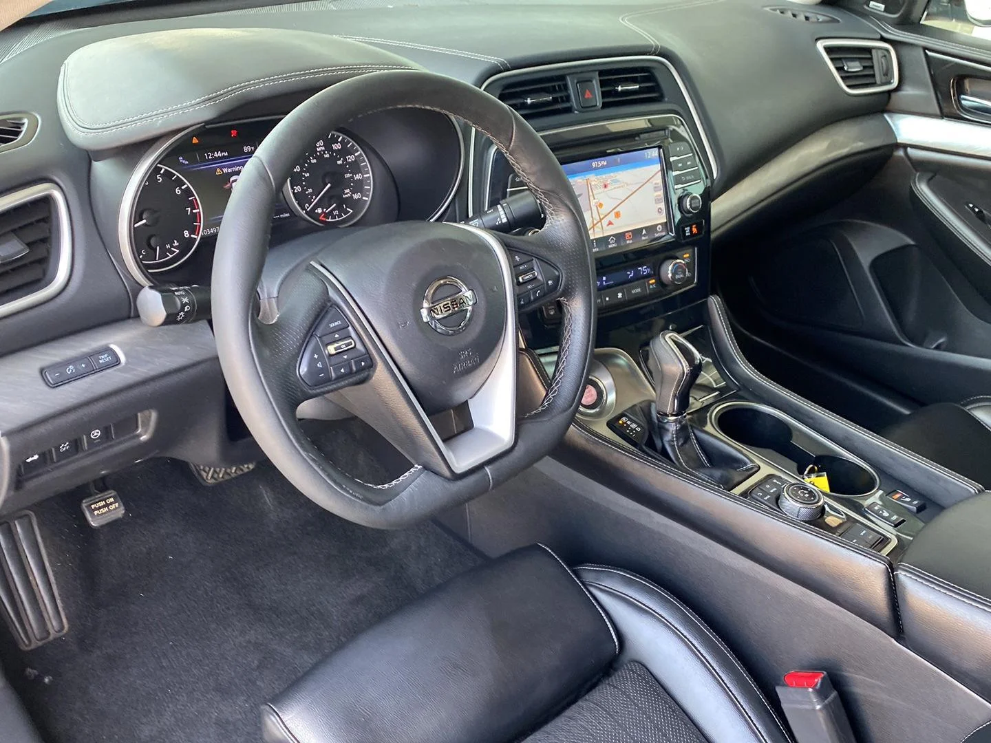 Used 2017 Gun Metallic Nissan SL image 13