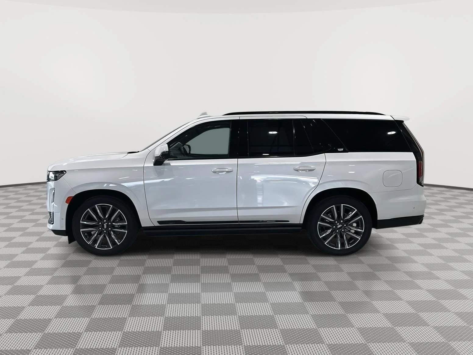Used 2023 Cadillac Escalade Sport Platinum with VIN 1GYS4GKL7PR285700 for sale in Alexandria, Minnesota