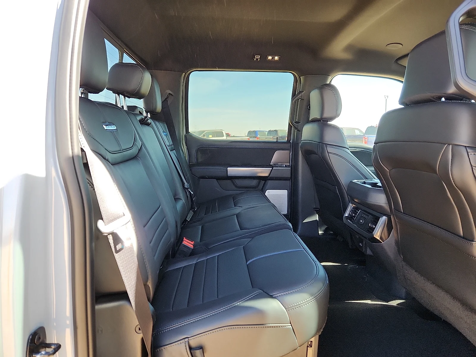 New 2026 Glacier Gray Metallic Tri-Coat Ford F-250® Platinum® image 19