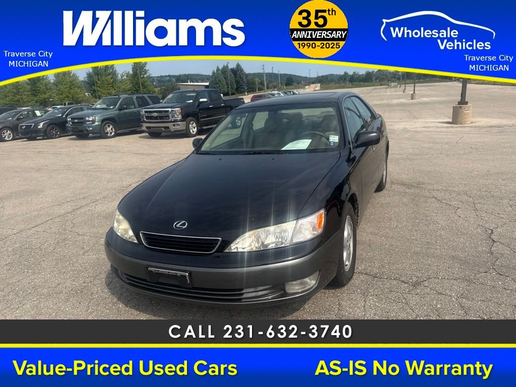 Used 1999 Black Lexus 300 image 6