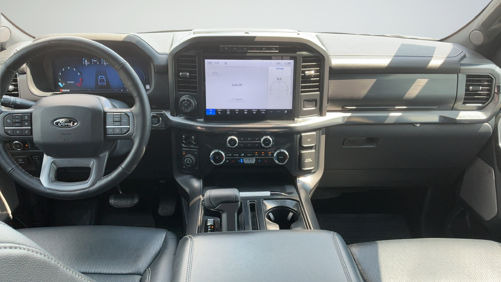 Used 2024 Gray Ford Lariat image 7