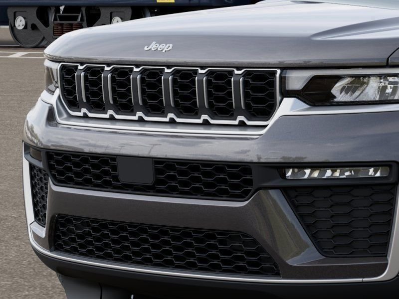 New 2026 Baltic Gray Metallic Clear-Coat Exterior Paint Jeep Limited image 11