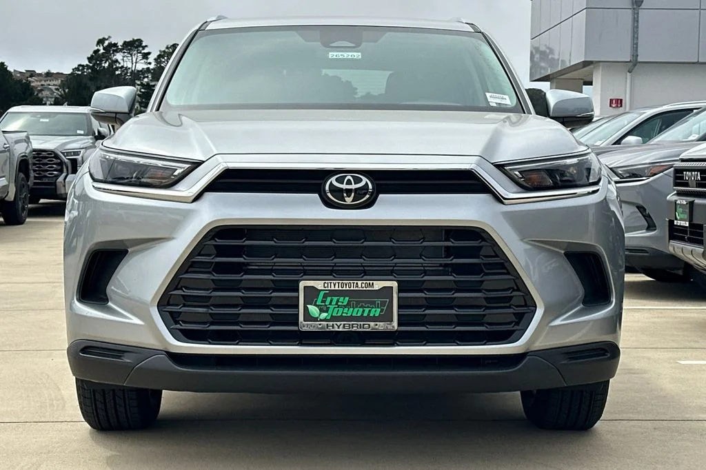 New 2026 Celestial Silver Metallic Toyota  XLE image 9