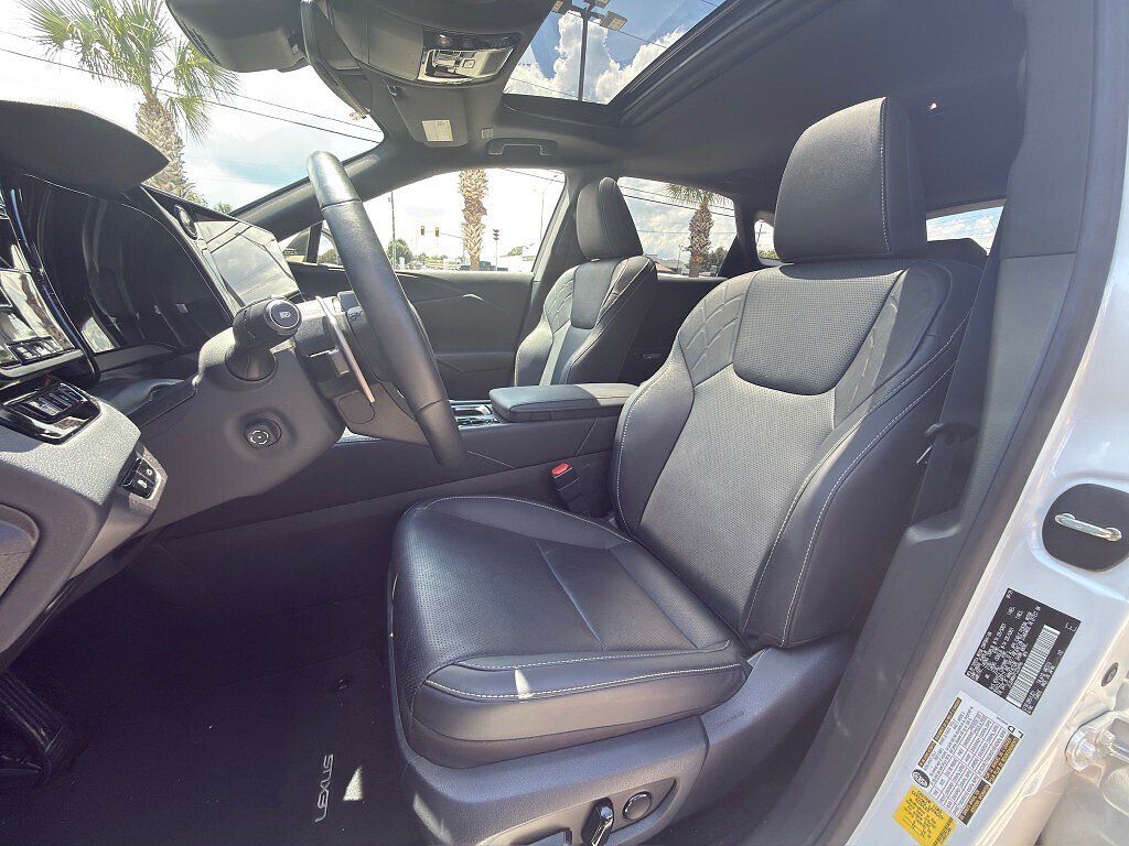 Certified Used 2026 EMINENT WHITE PEARL Lexus Premium+ image 12
