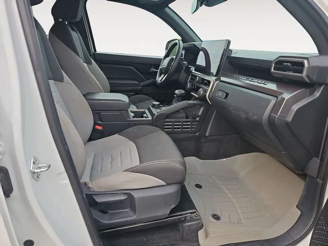 2025 Toyota Tacoma TRD Sport - Photo 15