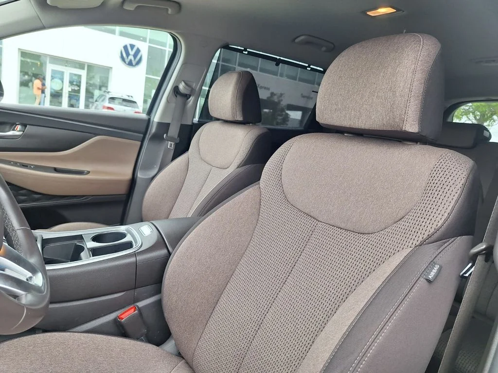 Used 2023 Black Hyundai SEL Convenience image 11