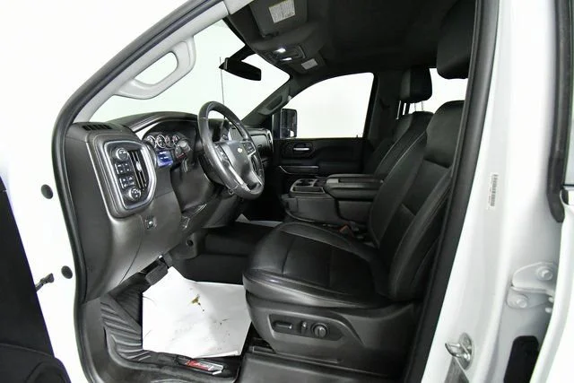 2021 Chevrolet Silverado 3500HD LTZ - Photo 5