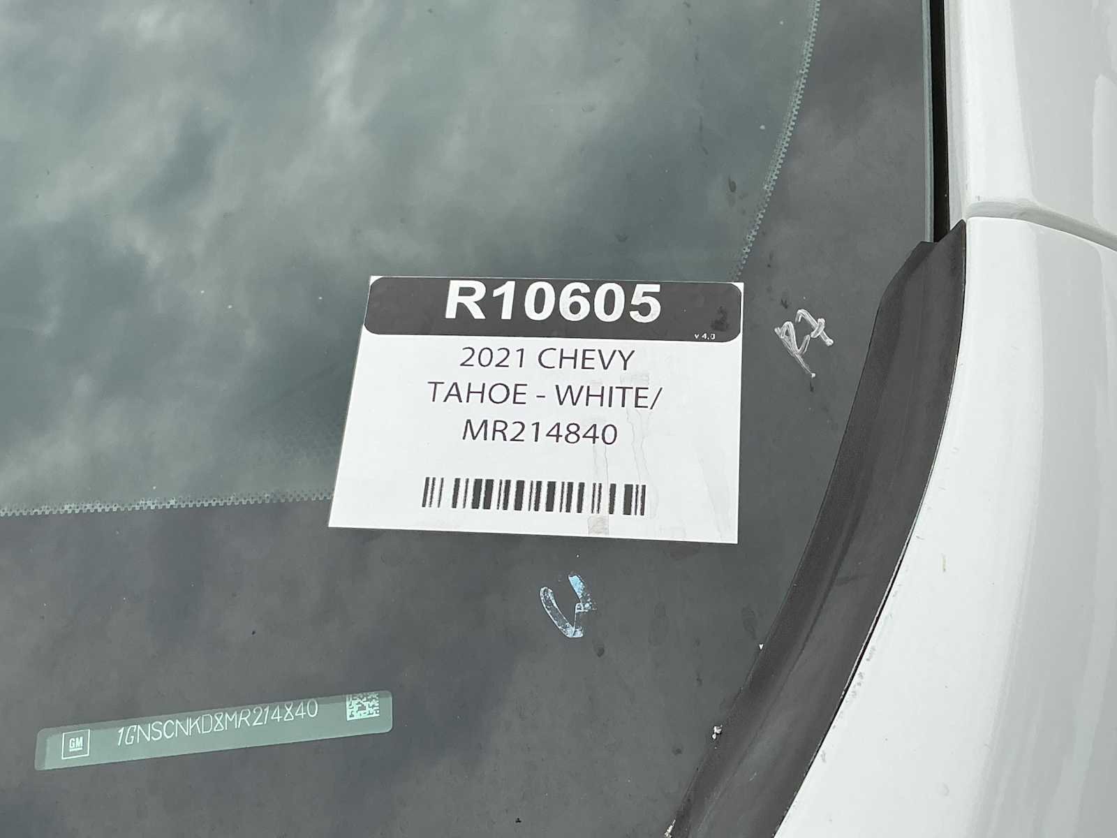 Used 2021 Summit White Chevrolet LT image 32