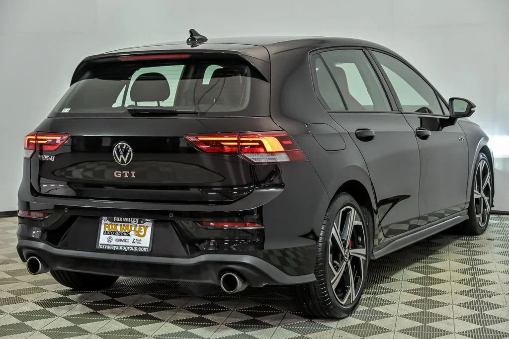 Certified Used 2025 Black Volkswagen 2.0T SE image 8
