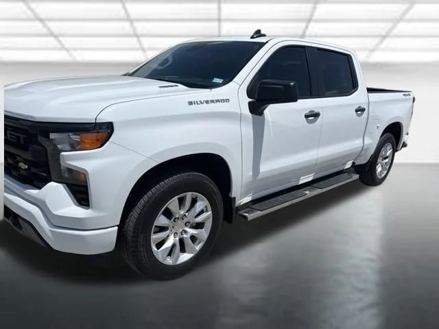 Used 2024 Summit White Chevrolet Custom image 4