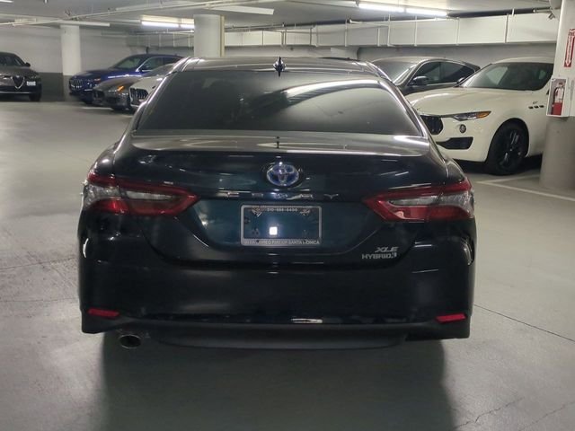 Used 2021 Midnight Black Metallic Toyota XLE image 6