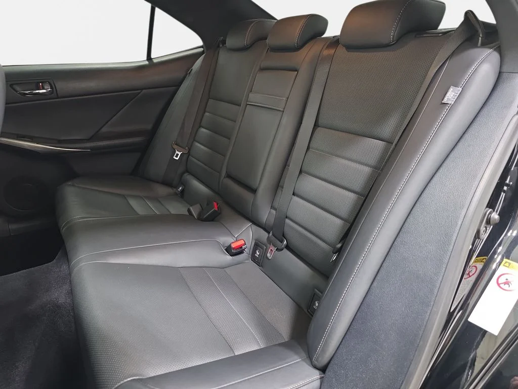Used 2014 Obsidian Lexus 350 image 13