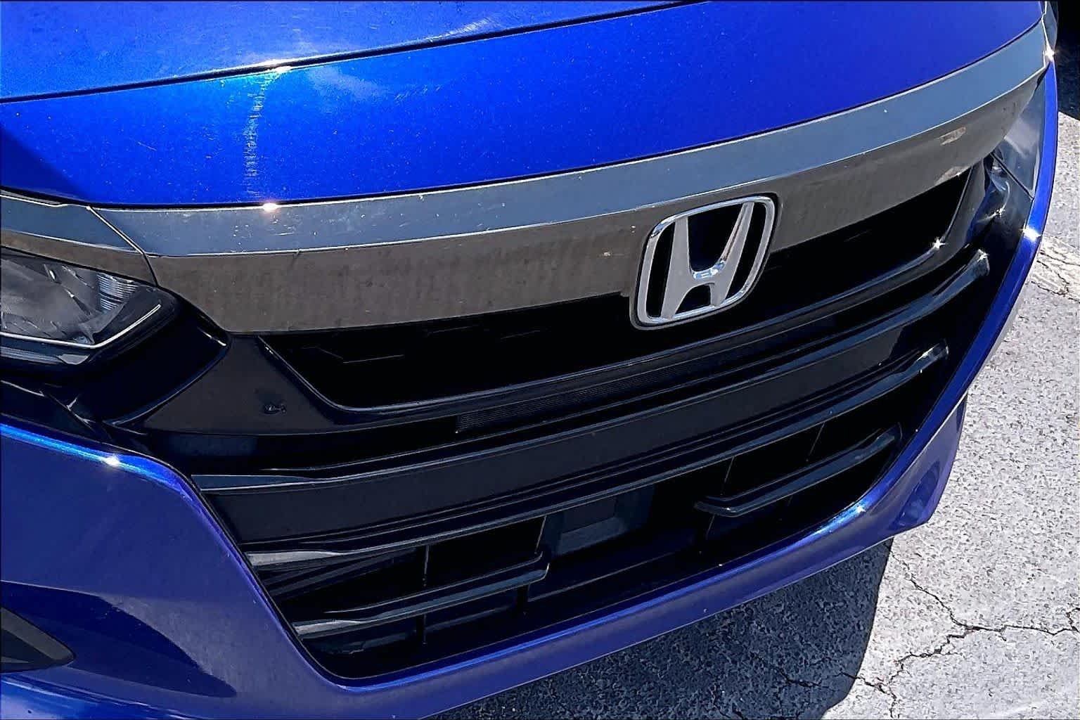 Used 2018 Still Night Pearl Honda Sport 1.5T image 29