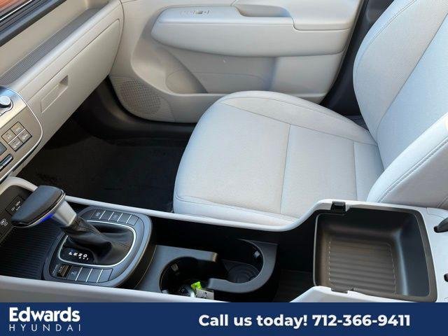 New 2025 Gray Hyundai SEL Convenience AWD image 28