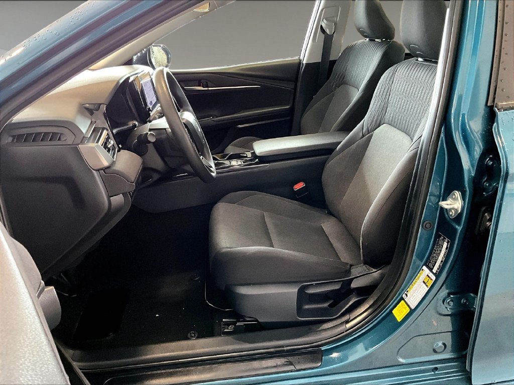 Used 2025 Ocean Toyota LE image 10