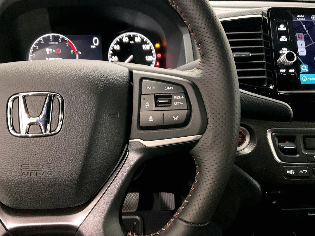 Used 2025 White Honda TrailSport+ image 24