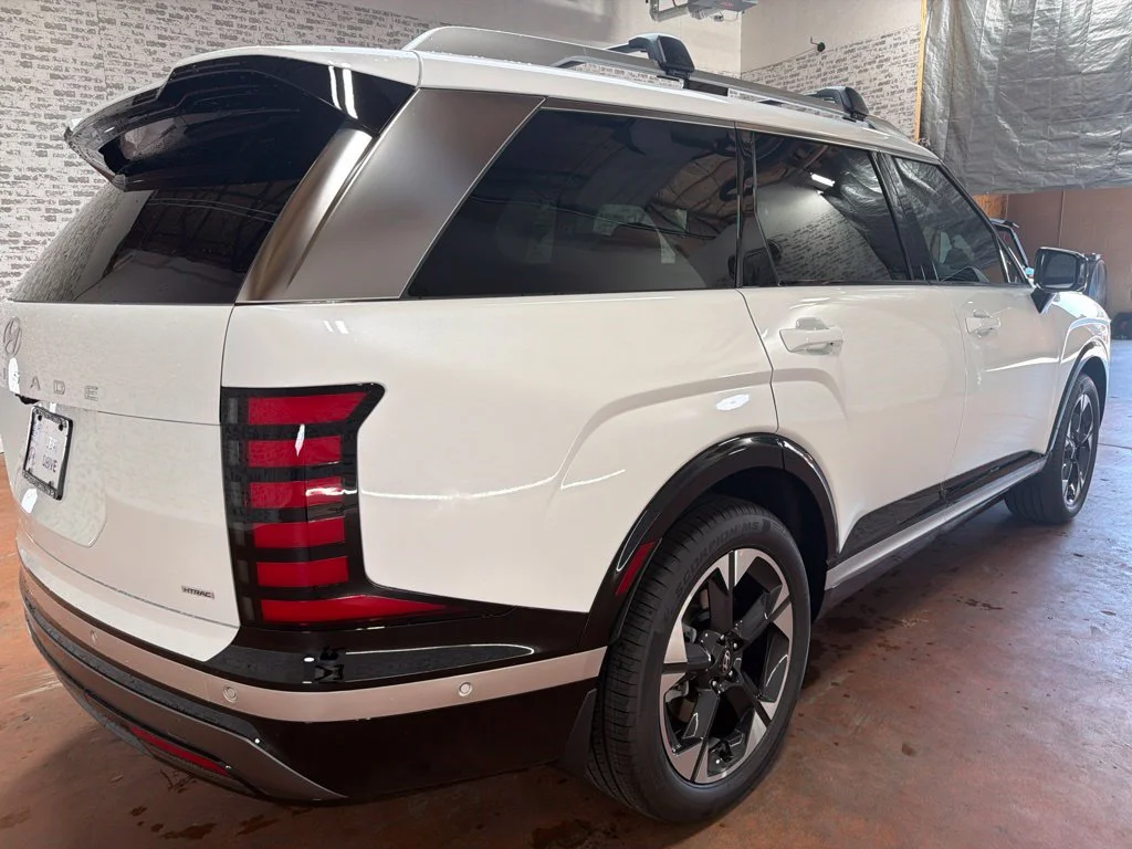 New 2027 Creamy White Pearl Hyundai Limited image 7