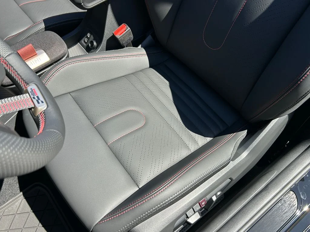 2026 MINI Convertible S - Photo 15