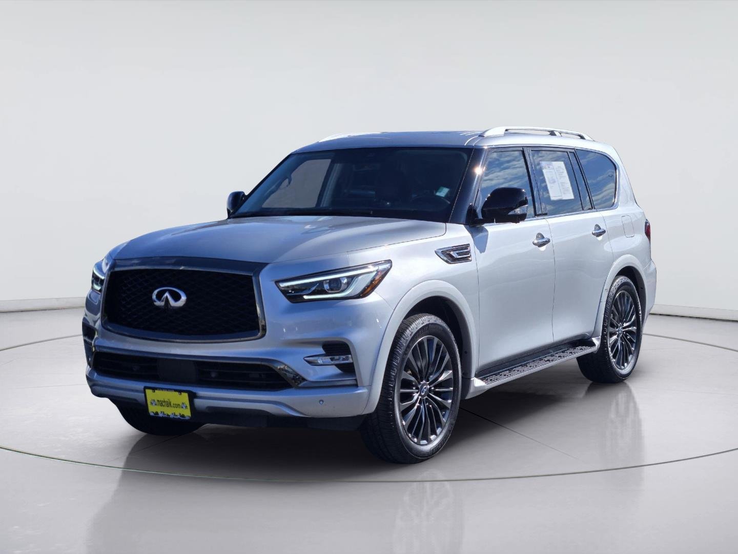 Used 2023 Liquid Platinum INFINITI PREMIUM SELECT image 1