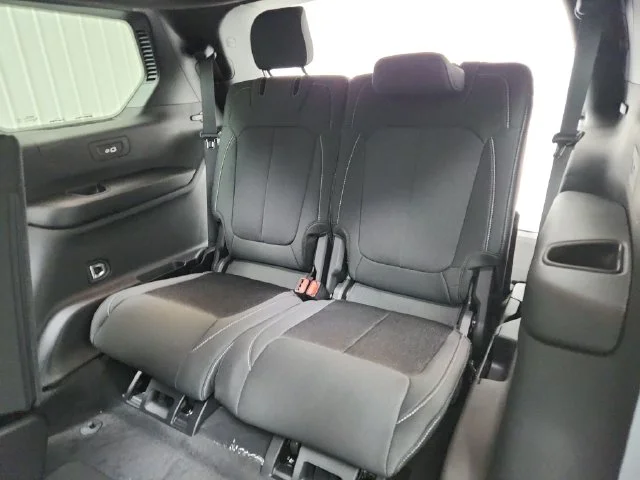 New 2026 Black Jeep Laredo image 35