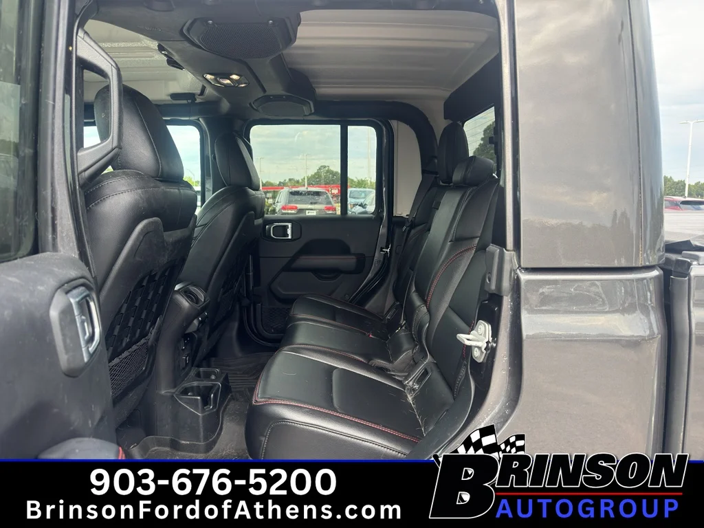 Used 2020 Granite Crystal Metallic Clearcoat Jeep Rubicon image 10