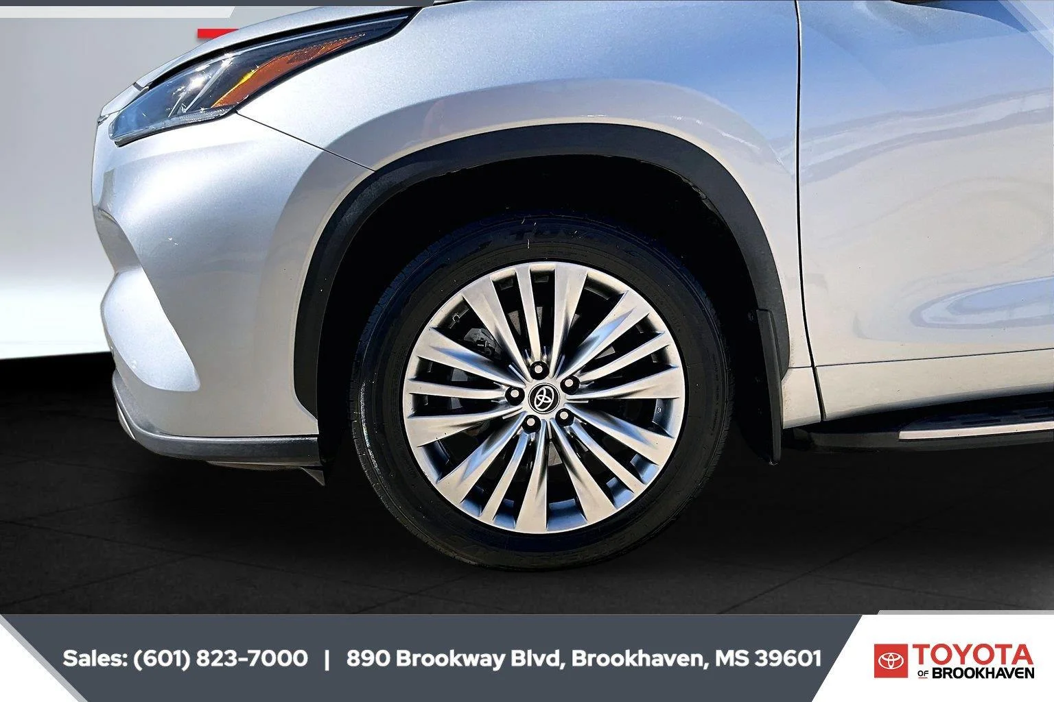 Used 2023 Celestial Silver Metallic Toyota Hybrid Platinum image 7