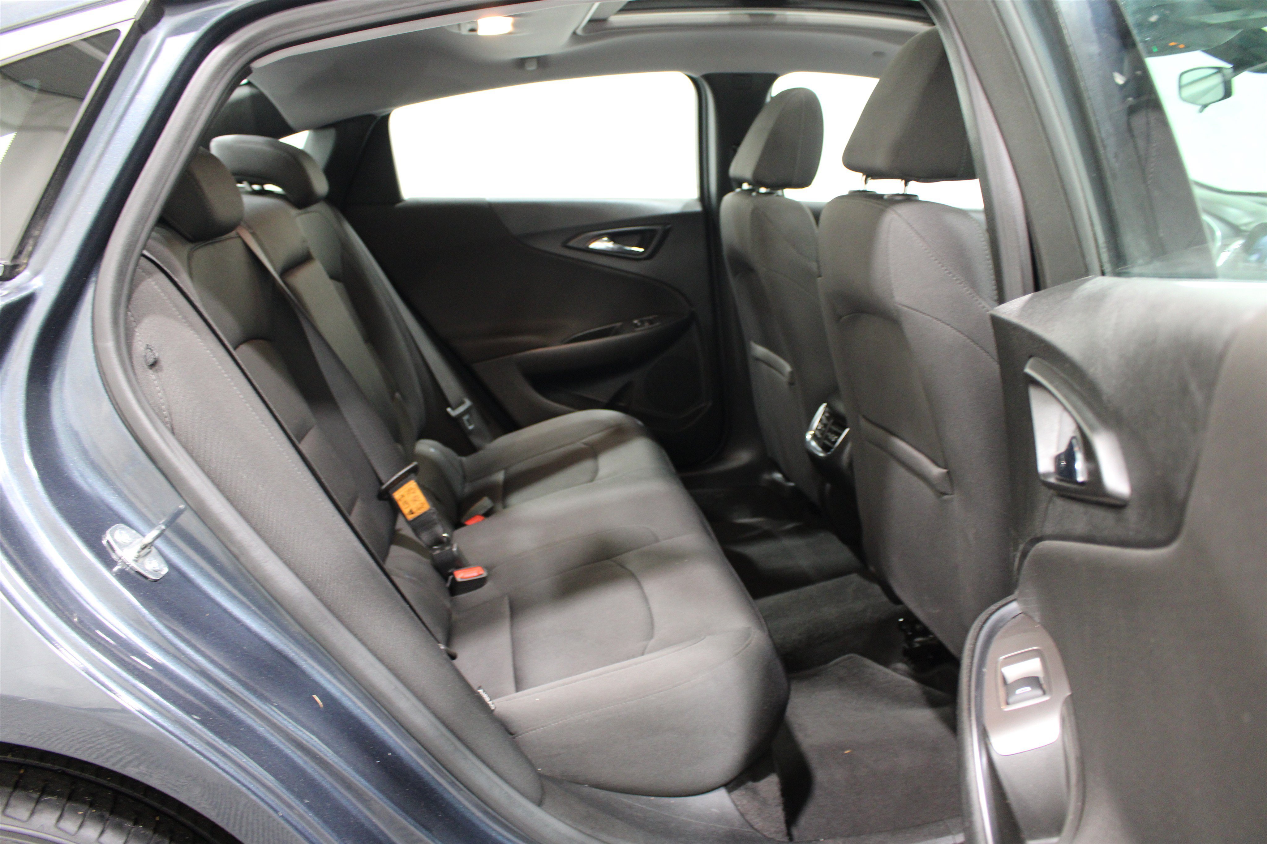 Used 2020 Shadow Gray Metallic Chevrolet LT image 25