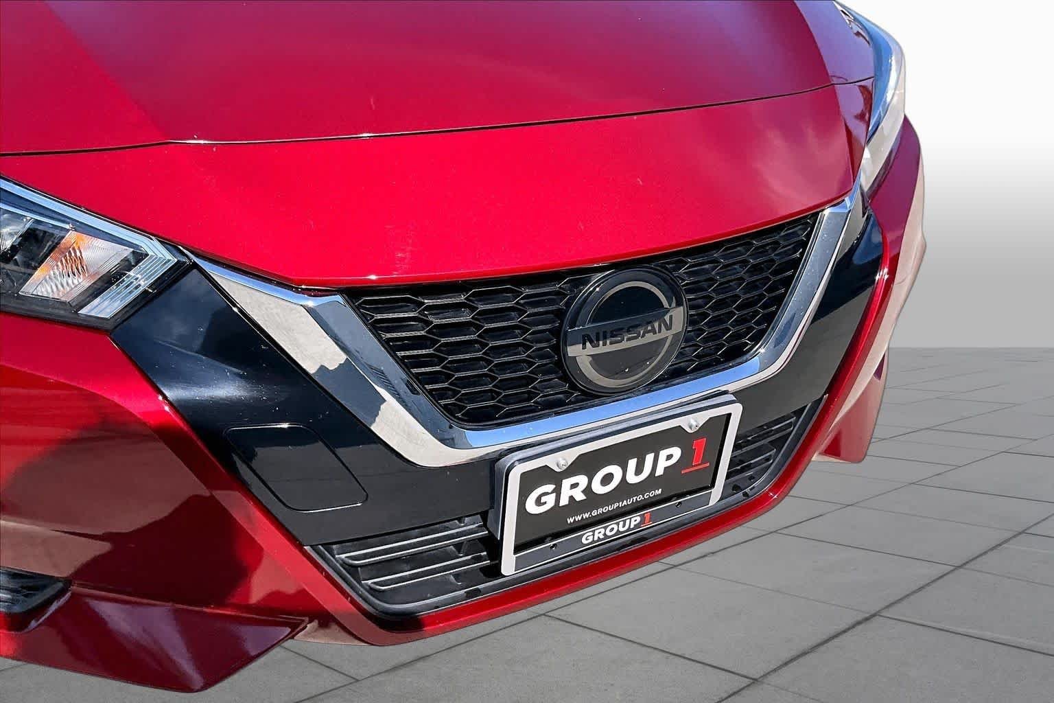 Used 2020 Scarlet Ember Pearl Metallic Nissan SV image 23