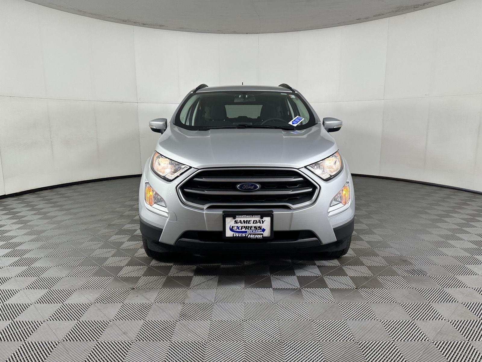 Used 2022 Moondust Silver Ford SE image 25
