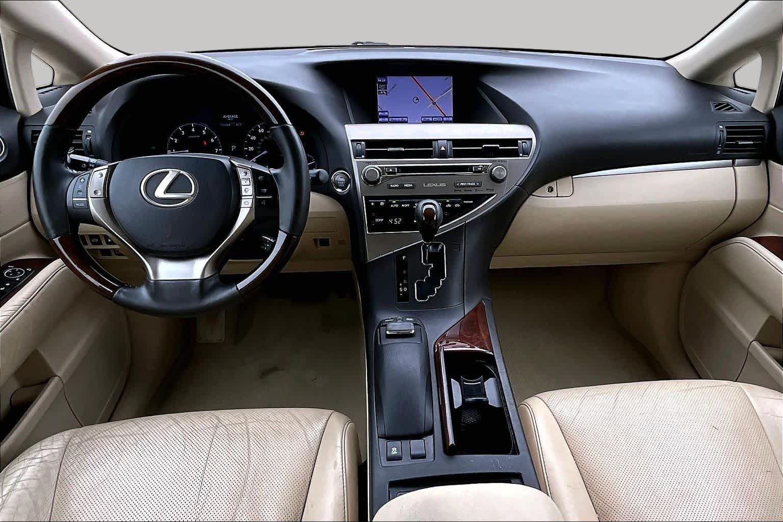 Used 2015 Starfire Pearl Lexus  image 16